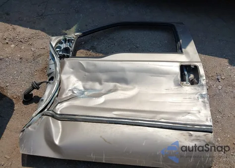 1999 Ford F-350 Lariat/Xl/Xlt from USA, damaged, VIN 1FTSF31F4XEC08469